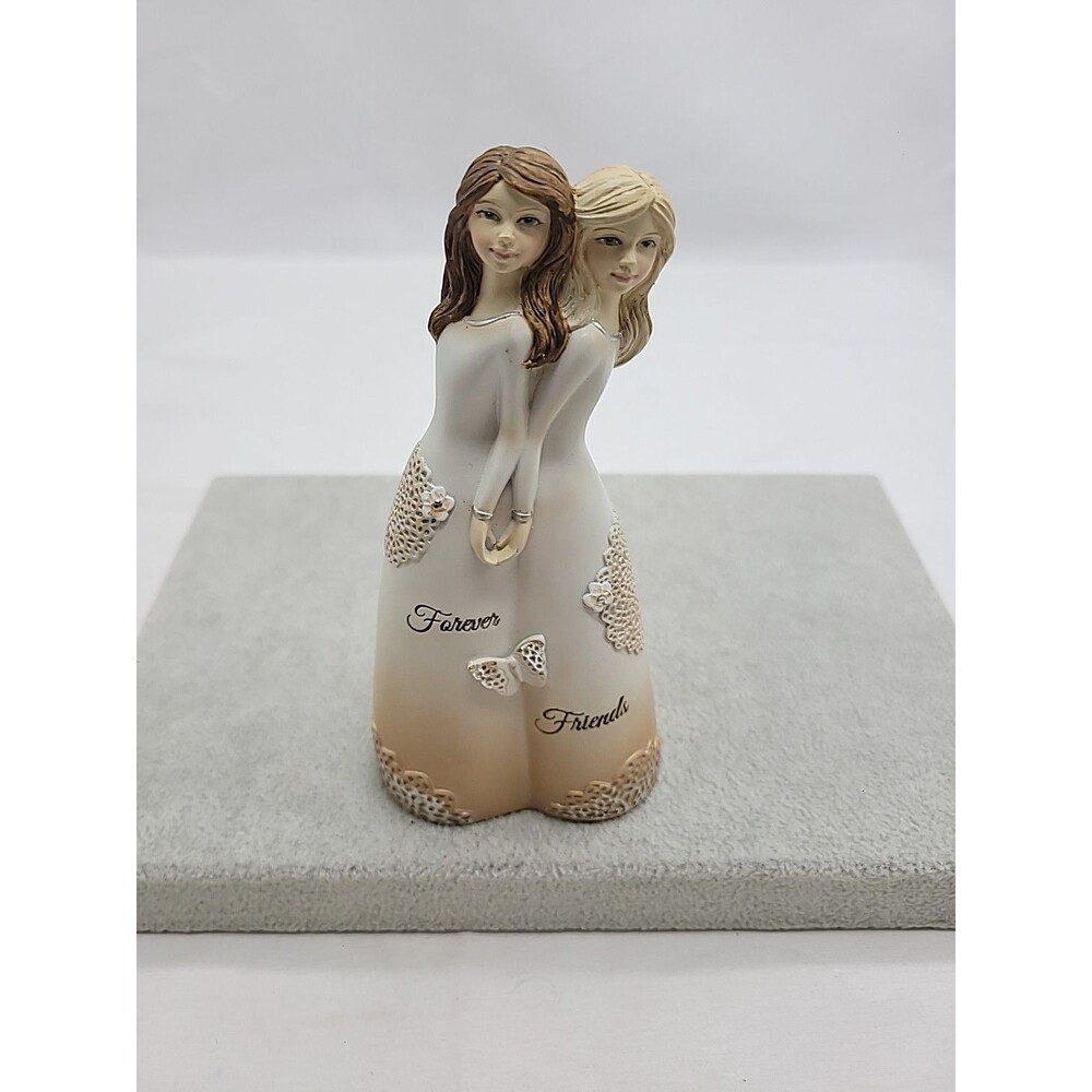 Forever Girl Friends Figurine Light Your Way Every Day 2014 Resin 5" Tall